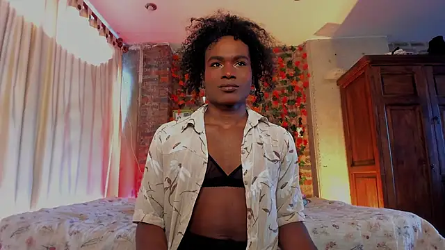 LaGoldenBitch online show from 01.10.26