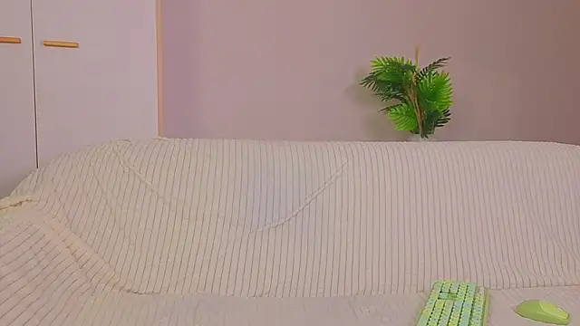 LilyPoetry  online show from 01.09.26