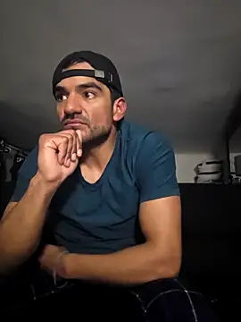 piggylatino online show from 02.10.26