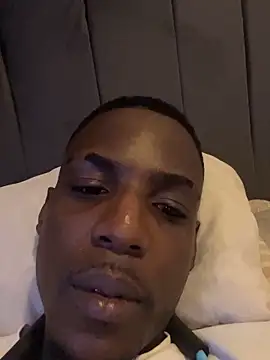 Snapshot of schlongsong chatting on 04.08.26 schlongsong online show from 04.08.26