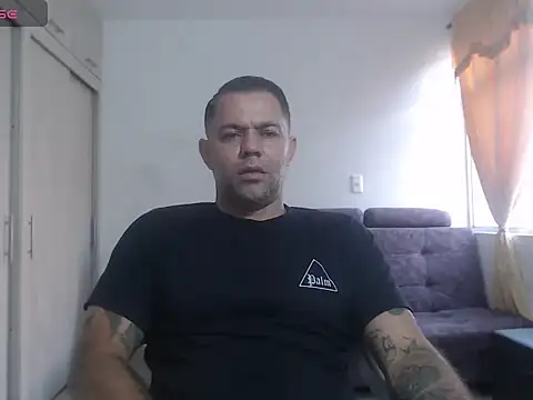 Alexander Halls online show from 11.13.25