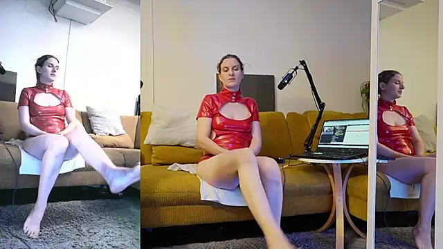 Snapshot of SUZANNEXXXXXX chatting on 03.28.26 SUZANNEXXXXXX online show from 03.28.26