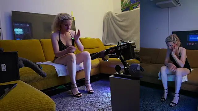 Snapshot of SUZANNEXXXXXX chatting on 07.16.26 SUZANNEXXXXXX online show from 07.16.26