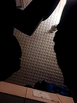 Snapshot of hotguy71000 chatting on 11.29.25 hotguy71000 online show from 11.29.25