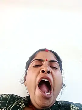 Snapshot of Pushpa_hotty chatting on 02.05.26 Pushpa hotty online show from 02.05.26