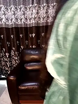 Angelic Princess online show from 11.16.25