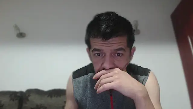 Snapshot of Dale_E chatting on 01.30.25 Dale E online show from 01.30.25