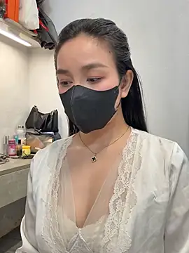 Snapshot of Tina_2k3 chatting on 02.25.26 Tina 2k3 online show from 02.25.26