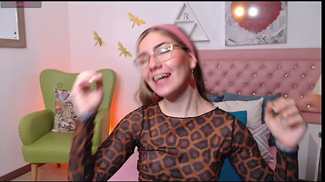 AriLumi online show from 01.10.26