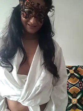 cameleonix18 online show from 11.19.25