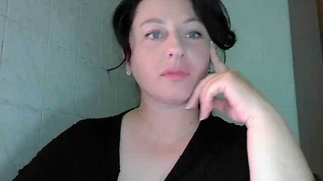Snapshot of MelinaAx chatting on 07.12.26 MelinaAx online show from 07.12.26