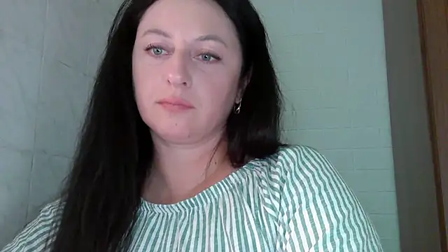 Snapshot of MelinaAx chatting on 07.20.26 MelinaAx online show from 07.20.26