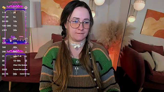 EmmaBloomm online show from 01.07.26