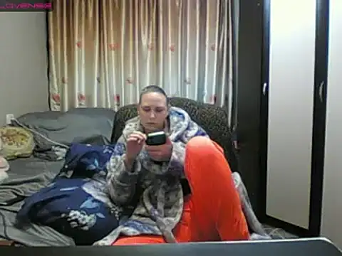 Snapshot of JenniDeep chatting on 01.18.26 JenniDeep online show from 01.18.26