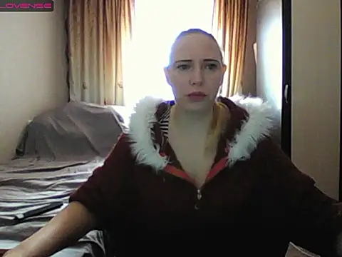 Snapshot of JenniDeep chatting on 02.13.26 JenniDeep online show from 02.13.26