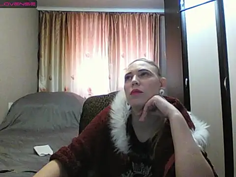 Snapshot of JenniDeep chatting on 02.22.26 JenniDeep online show from 02.22.26