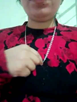 isha sharma2002 online show from 11.26.25