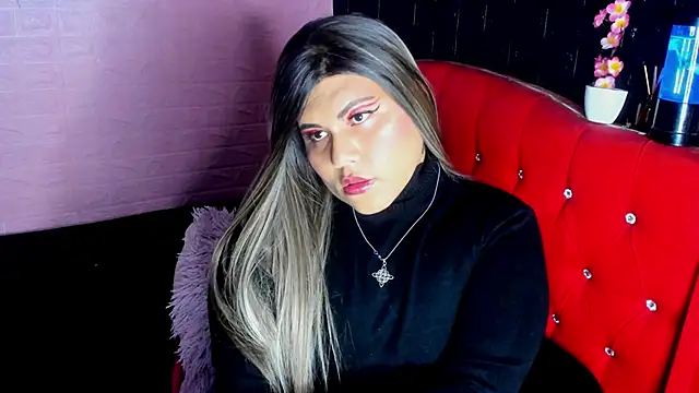 Chloe Nasty online show from 11.13.25