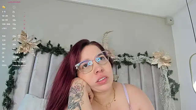 AnnaNoval 10 online show from 12.01.25