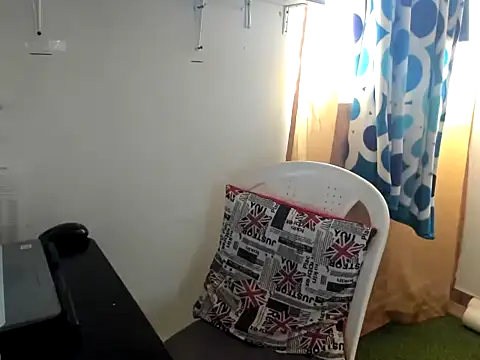 caroline 47 online show from 01.12.26