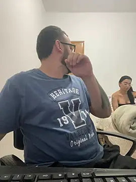 julianlondo111 online show from 03.12.26