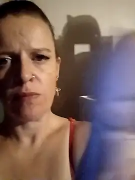 ItIsMeMM143 online show from 11.13.25