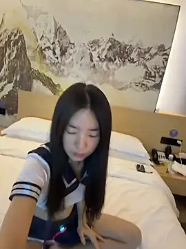 TinyBabe online show from 02.20.26