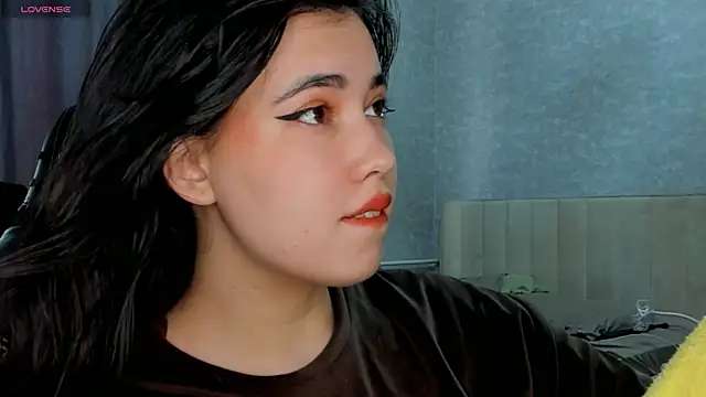 Snapshot of Diara_1an chatting on 05.21.26 Diara 1an online show from 05.21.26