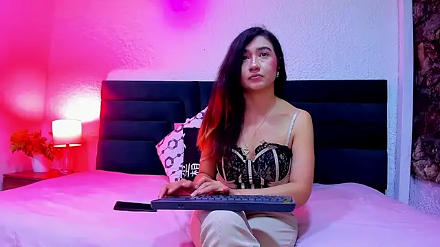 VictoriaRouge  online show from 03.09.26