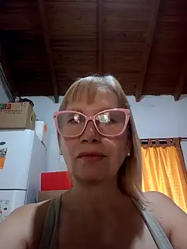 SexyMilf1211 online show from 03.27.26