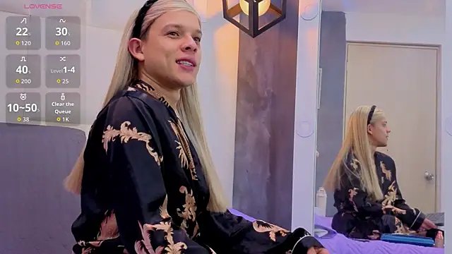 Valentino moretti online show from 04.17.26