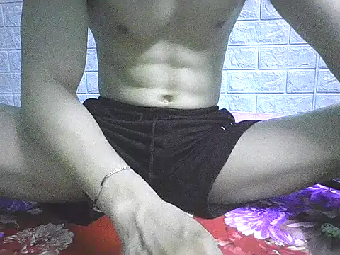 Snapshot of hvc1007 chatting on 11.29.25 hvc1007 online show from 11.29.25