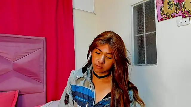 Snapshot of Hopemoretti chatting on 02.12.26 Hopemoretti online show from 02.12.26