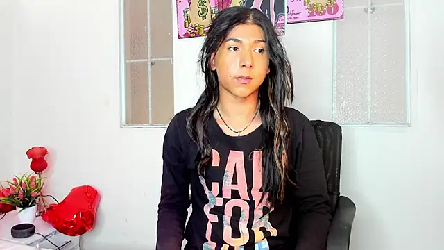 Snapshot of Hopemoretti chatting on 02.26.26 Hopemoretti online show from 02.26.26