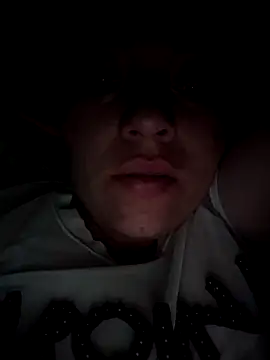 Snapshot of Rouse_hot_ chatting on 11.28.25 Rouse hot online show from 11.28.25