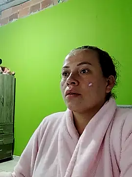 Snapshot of Rouse_hot_ chatting on 02.21.26 Rouse hot online show from 02.21.26