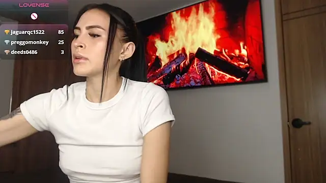 Linda  fiore online show from 04.19.26