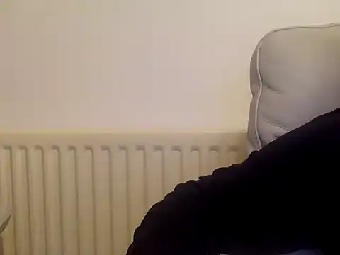 Snapshot of Ivaninyou chatting on 11.14.25 Ivaninyou online show from 11.14.25