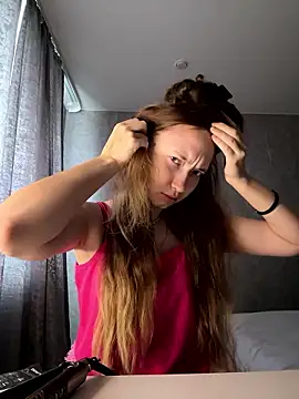 Holy Poly online show from 01.12.26