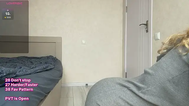 Play Me Softly online show from 02.08.26