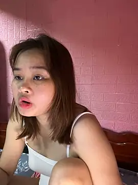 Snapshot of Lina8386 chatting on 12.22.25 Lina8386 online show from 12.22.25