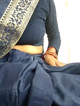 Snapshot of Miss_Nidhi89 chatting on 11.15.25 Miss Nidhi89 online show from 11.15.25