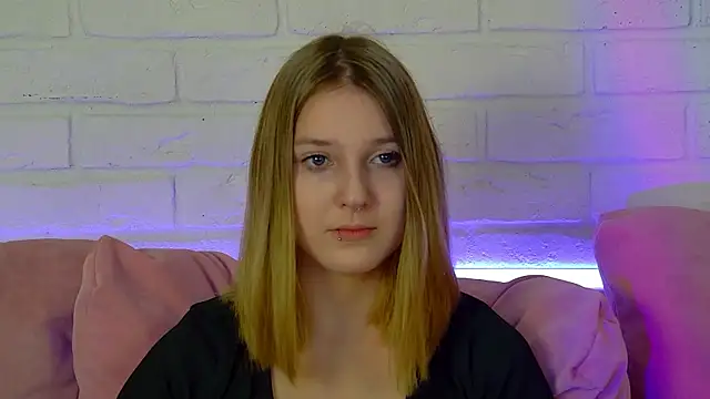 TinnaBurton online show from 02.28.26