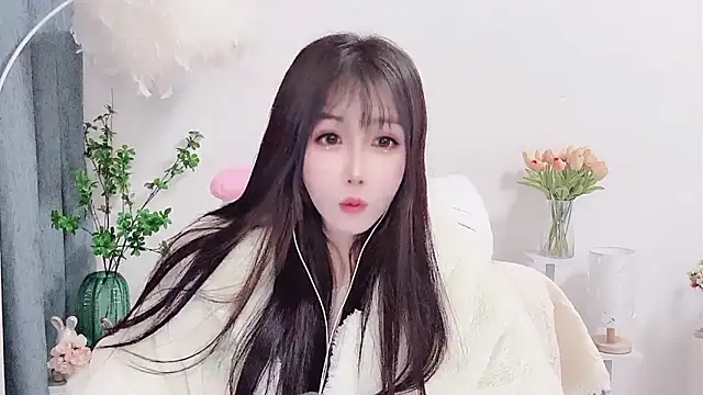 Laura 520 online show from 12.16.25