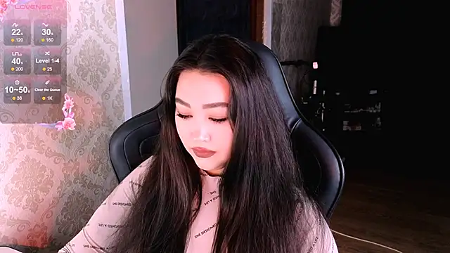 Emma Uilson online show from 03.06.26