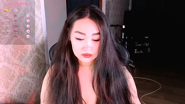 Emma Uilson online show from 04.09.26