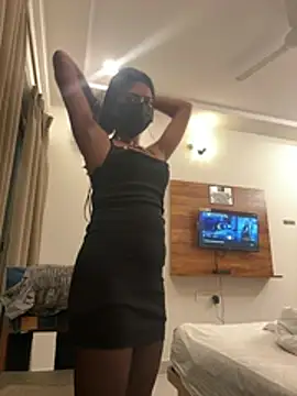 Snapshot of sexyayeshadesi chatting on 05.02.26 sexyayeshadesi online show from 05.02.26