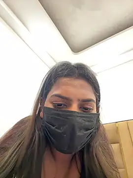 Snapshot of sexyayeshadesi chatting on 05.06.26 sexyayeshadesi online show from 05.06.26