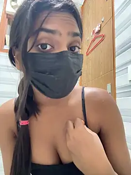 Snapshot of sexyayeshadesi chatting on 05.12.26 sexyayeshadesi online show from 05.12.26