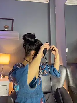 AmbarOishi   online show from 01.06.26